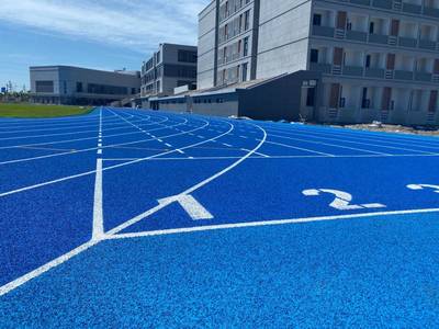 广东运动塑胶跑道施工与翻修指南